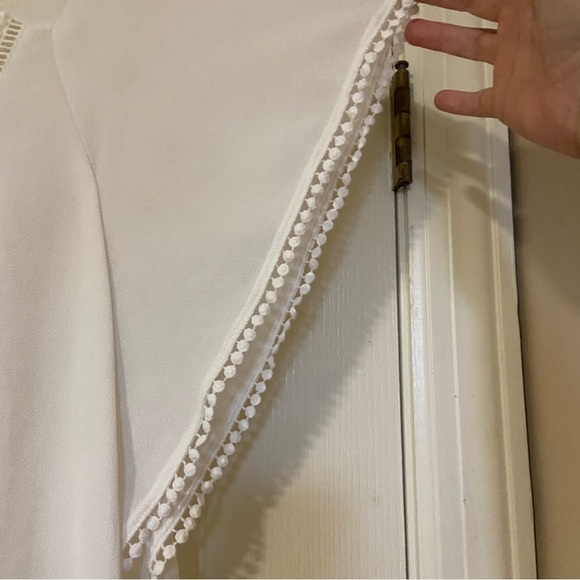 Meadow Rue Crochet Detail Women's Top - Picture 5 of 15